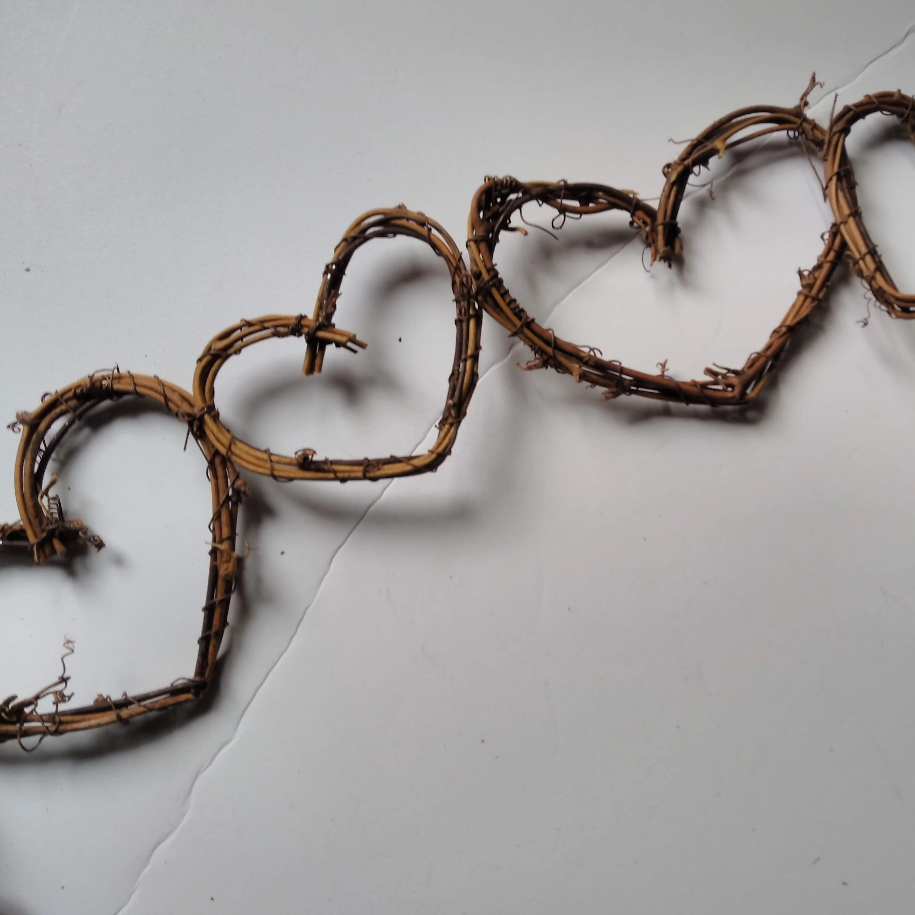 Hanging Grapevine Heart Garland Twig for Floral Design Party and Wedding Decorations