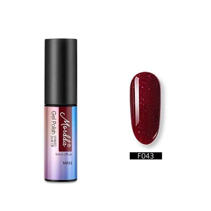 
Wholesale UV Led Cat Eye Color Gel Nail Polish with OEM and ODM Service 