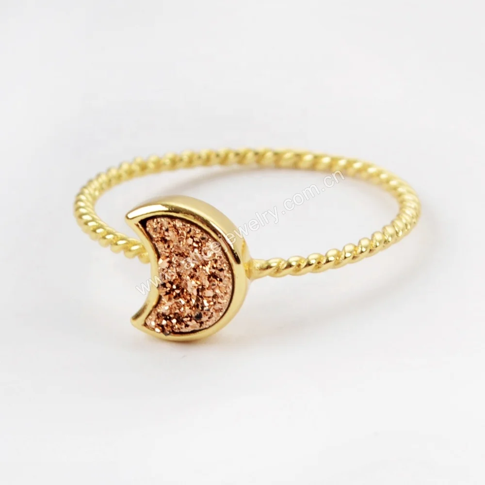 ZG0295 Hot Sales Crescent Gold Plated Natural Agate Titanium Rainbow Druzy Bezel Ring Moon Ring Jewelry