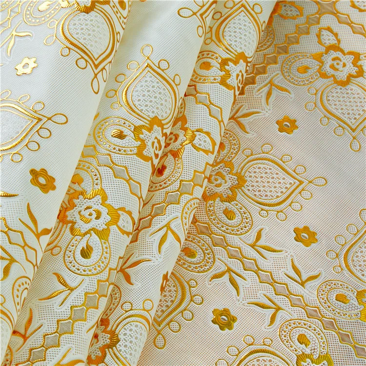 Скатерть из ПВХ с кружевом в рулоне