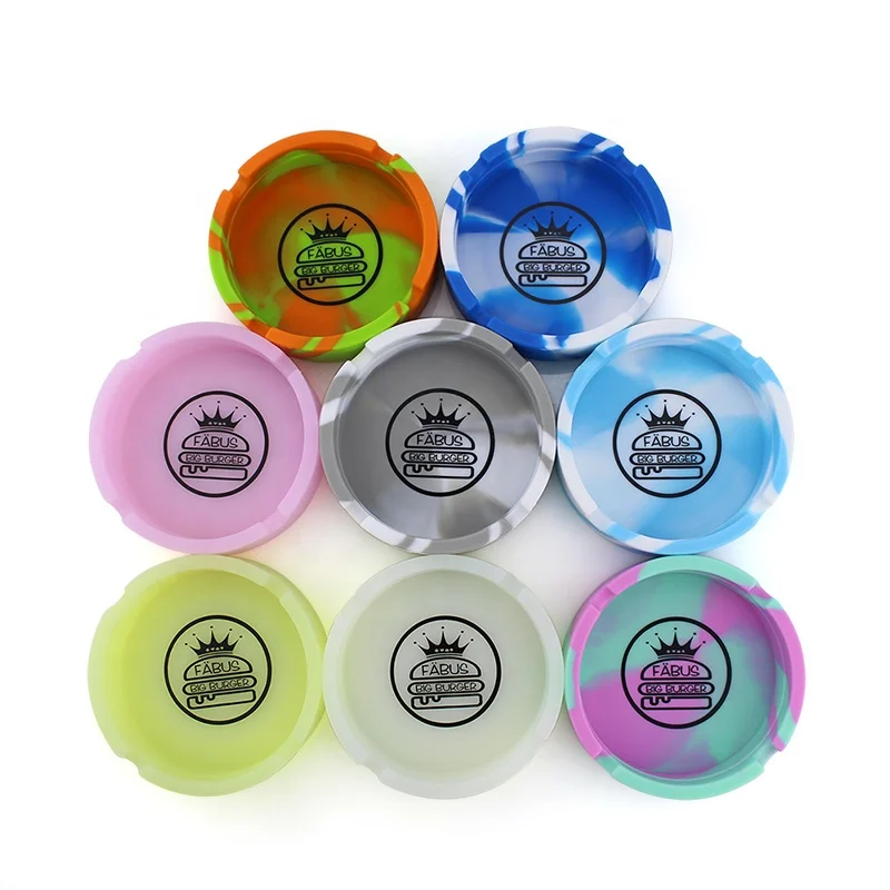 Силиконовая пепельница для автомобиля