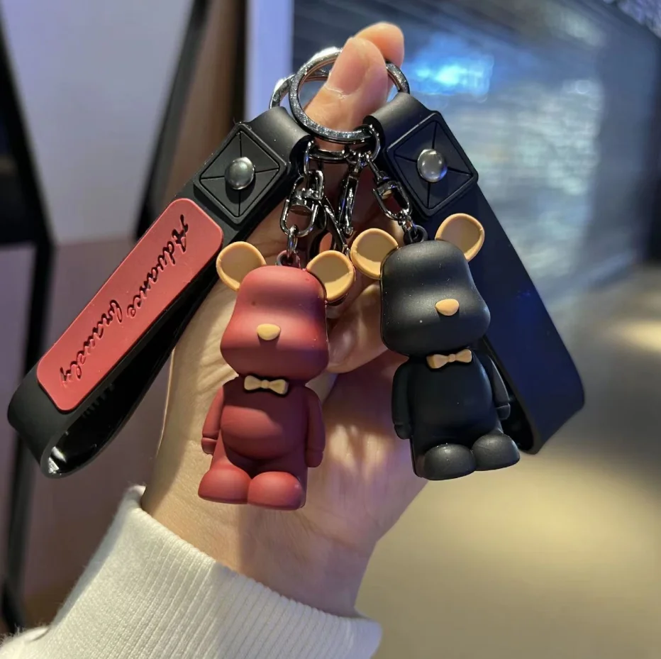 Hot Ins High Appearance Level Nordic Violent Bear Key Ring Creative Couple Model Car Key Pendant Personality Wholesale