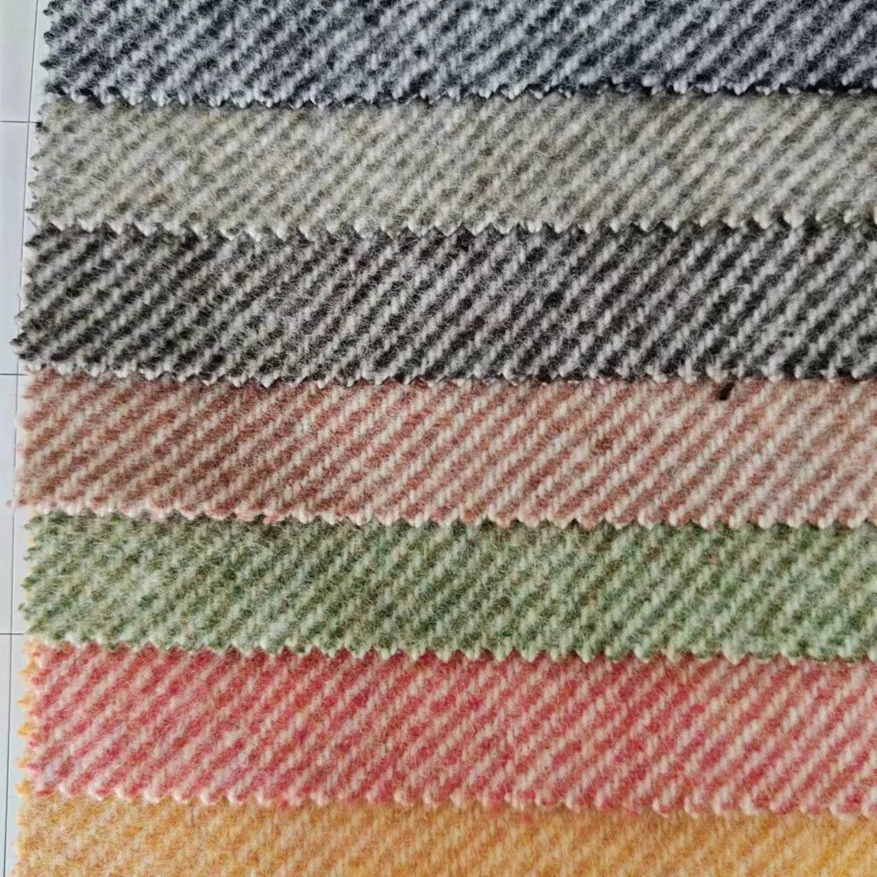 550g/m new blend twill melton flange retro 100% wool fabric