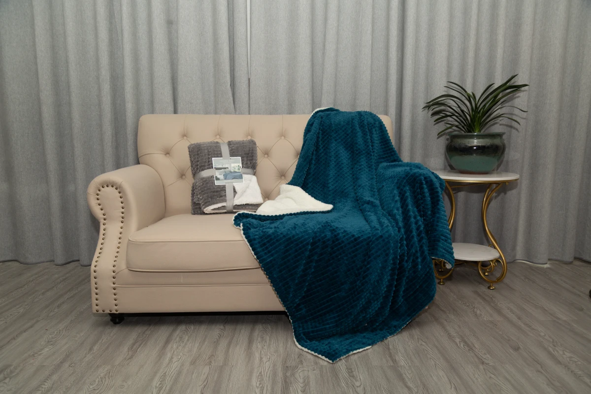 High Sherpa Fleece Puffy Lamb Wool Blanket For Bed