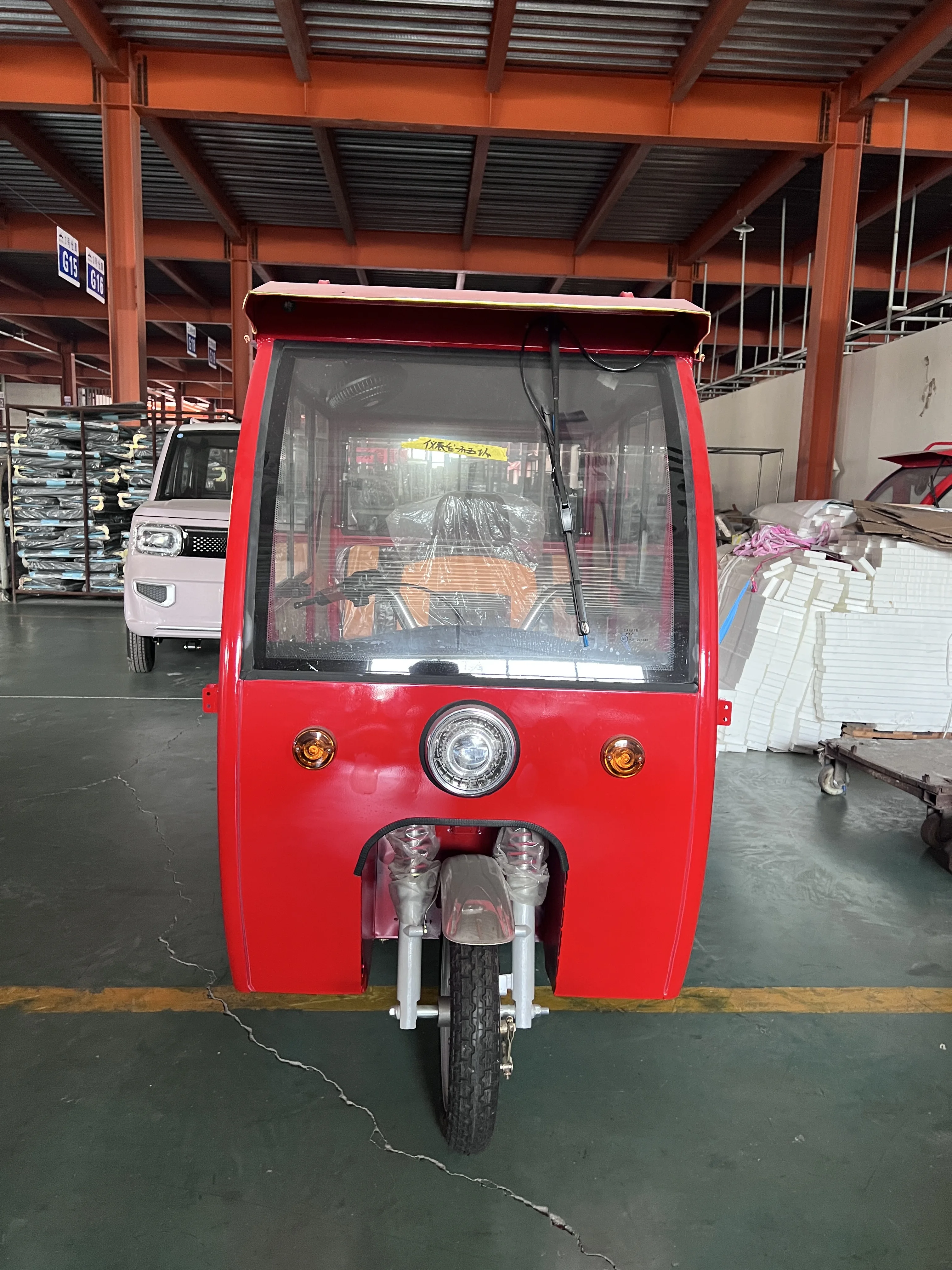 New Design 48v 60v 72v 800w 1000w 1200w 1500w 2000w Family Steel Closed Passenger EEC Three Wheel  Electric Tricycle  Certified