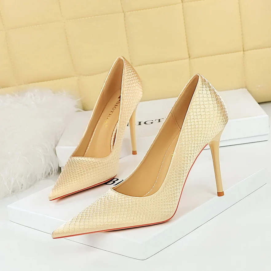 Women 9.5cm High Heels Silk Pumps Wedding Bridal Green Stiletto Sexy Heels Lady Scarpins Serpentine Party Plus Size 34-43 Shoes