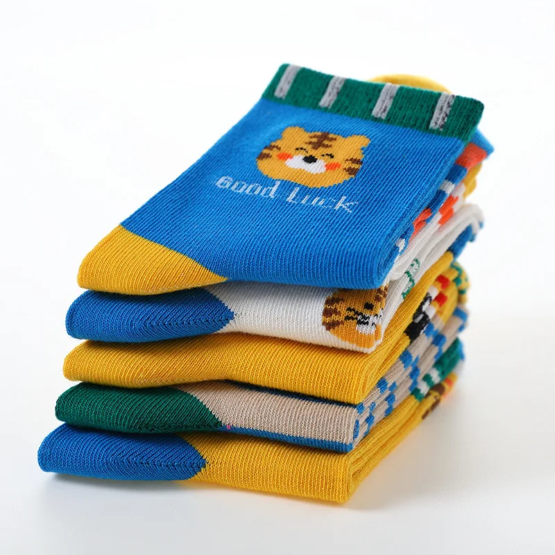 Daily school children socks fashion jacquard knit crew cotton socks for kids