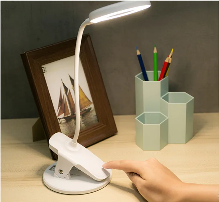 USB charging desk lamp Touch switch to Eye protection learn reading led Clip table lamp 5W 1250mAh