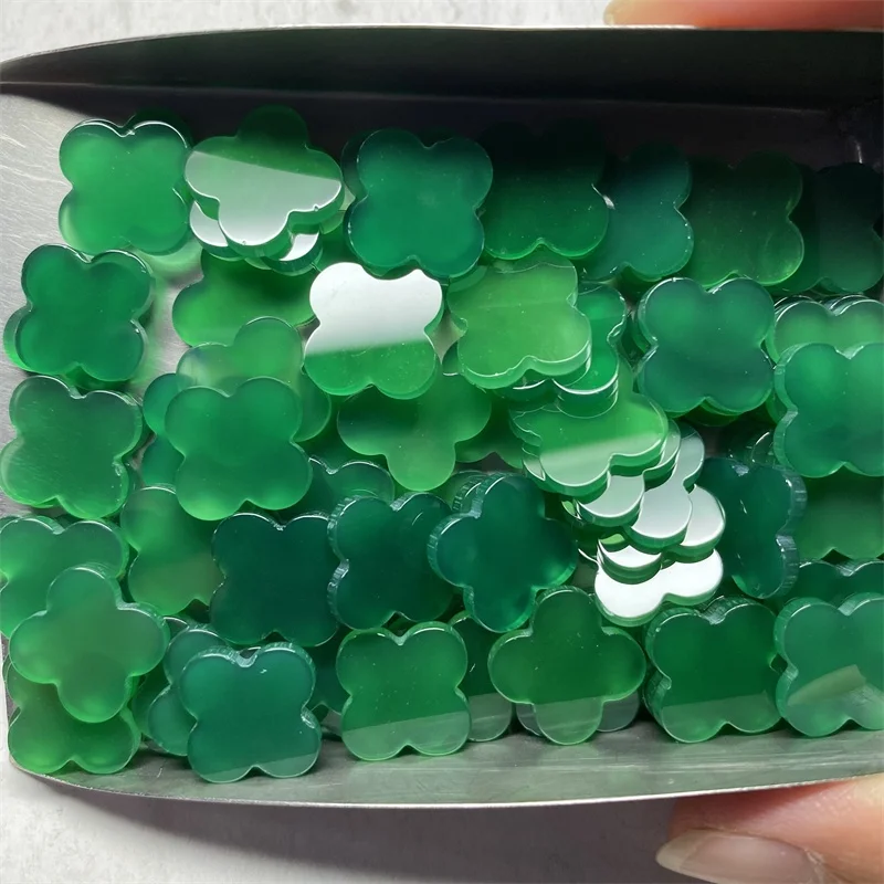 Wholesale Price Natural green agate clover stone clover jade for Jewelry Making