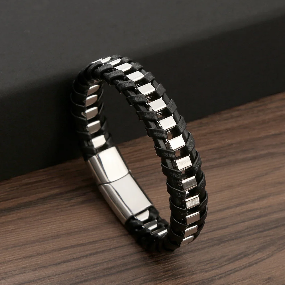 Free samples Wholesale Custom Magnetic Stainless Steel Clasp In Black Premium Genuine Leather Bracelet For Men