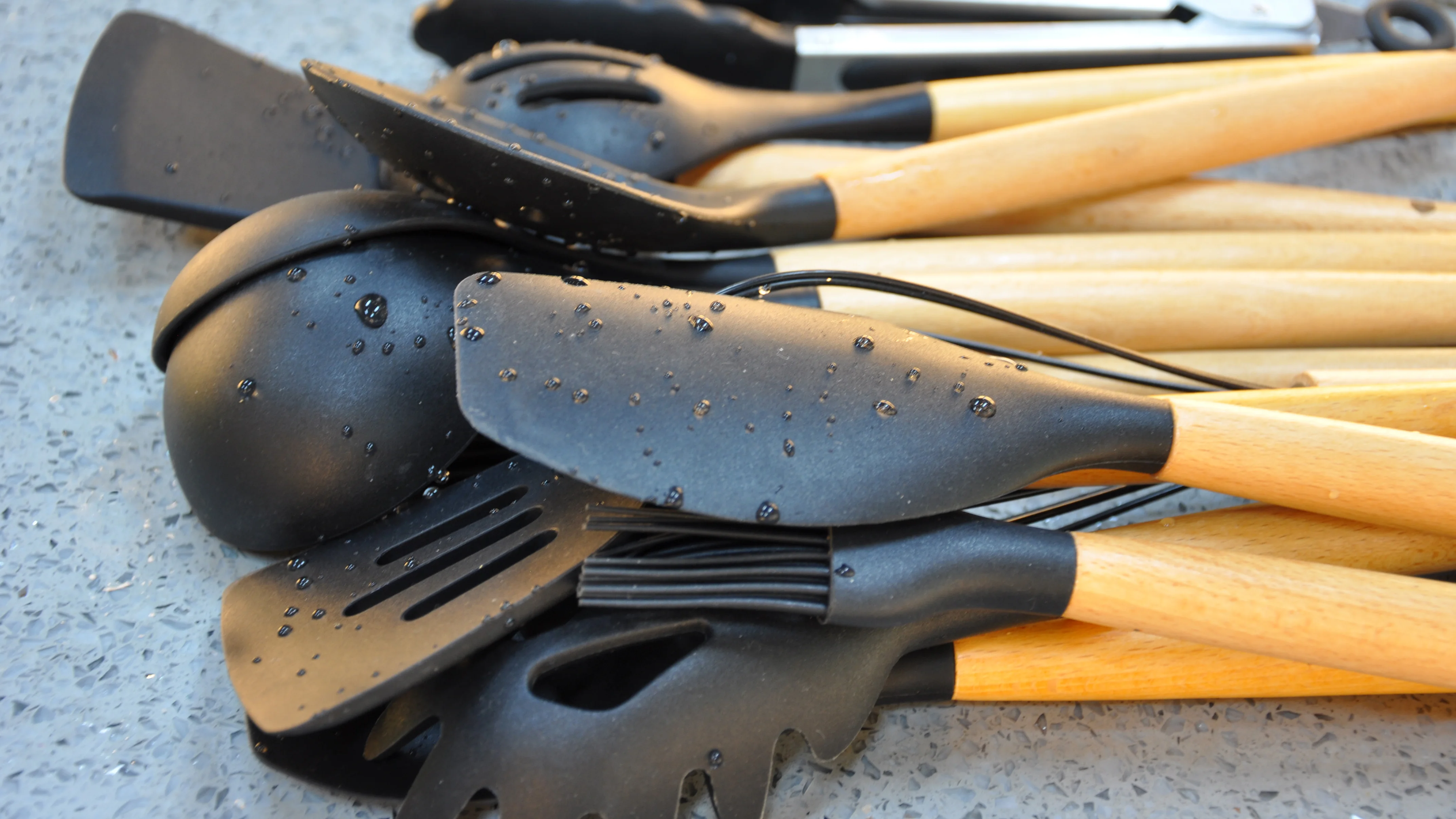 Wooden Handle Versatiles Smart accessories Bamboo Household Used Silicone Wooden Kitchen Utensils Utensil Set Cooking Tools