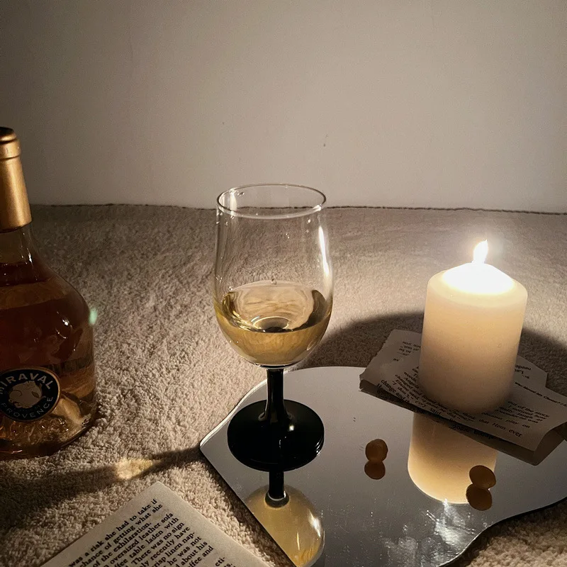 vintage, French Mediaeval ins, black stem stemglass, Vintage style, iced wine Champagne glass