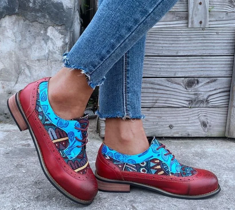 
2021 fashion retro casual women shoes color patch brogue slip on flats ladies loafers lace up women dress shoes plus size 