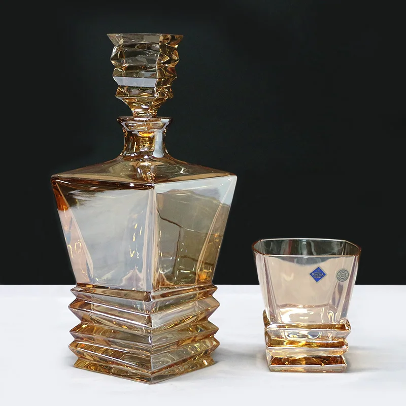 Оптовая продажа 24% Pbo богемный Хрустальный роскошный графин для виски 7 шт. Набор для виски