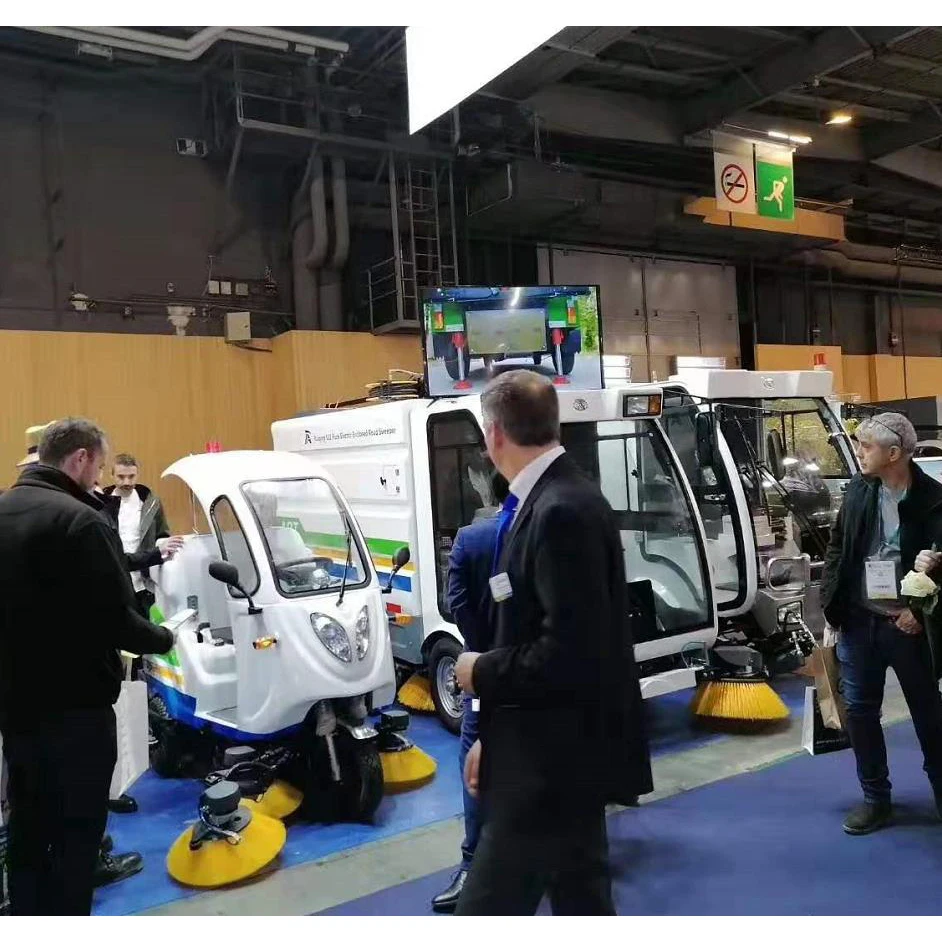 with CE Certificate Industrial Beach Cleaning Sweeper