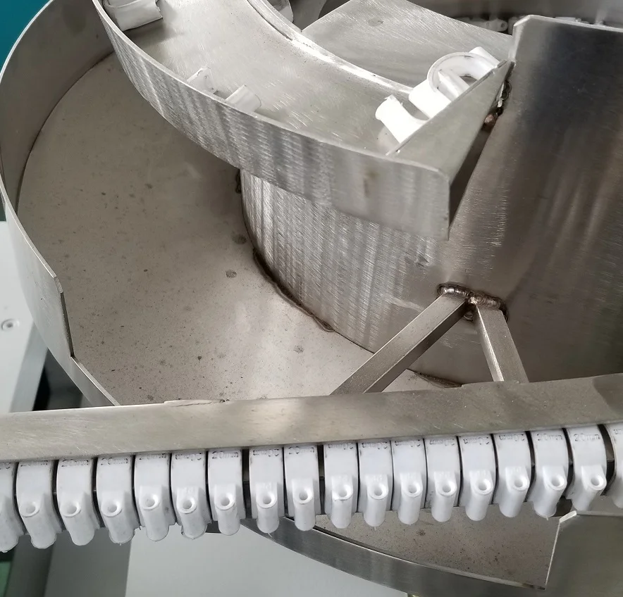 Factory price wire cable clip pipe clamp wall fastener nail inserting assembly machine