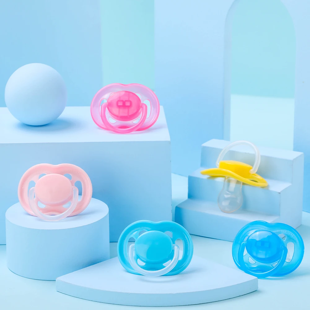 Wholesale Food Grade Silicone Baby Pacifiers Baby Nipple Creative Design Sleep Pacifiers