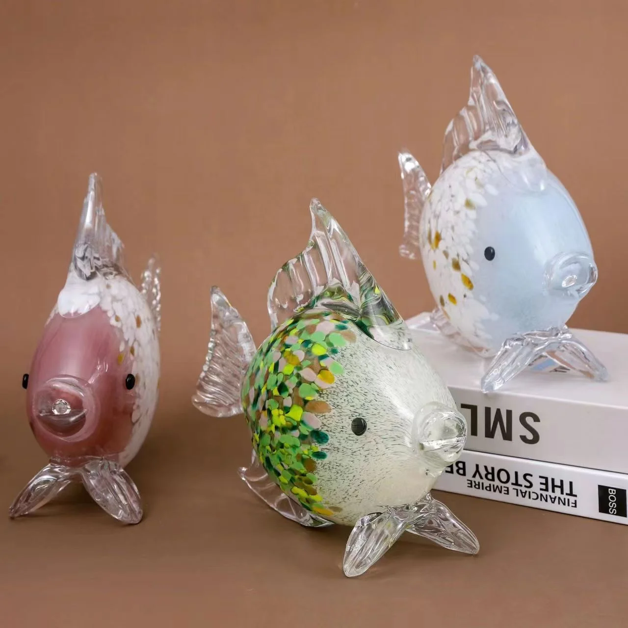 Nordic Figurine Table Decor Display Ornaments Glass Hand Made Love Europe Fish Hand Blown Art OEM Folk Art Business Gift MJ