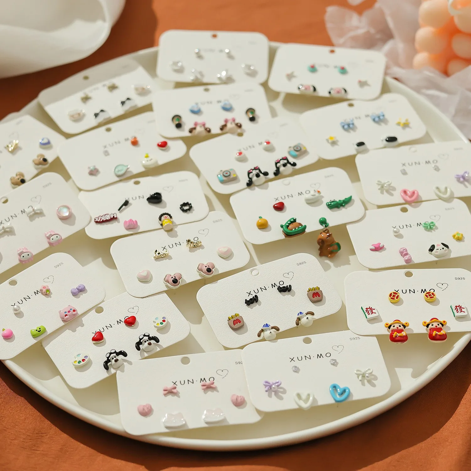 Small fresh cartoon cute silver needle earrings female new personality small animal earrings