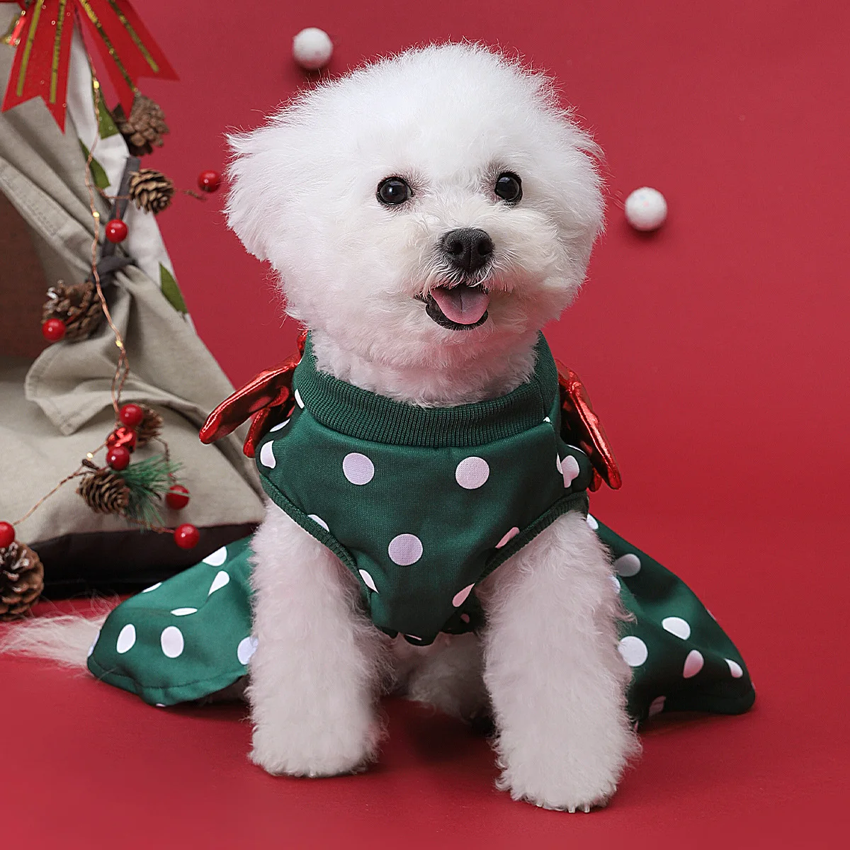 Wholesale Autumn/winter Christmas festive series dog clothes cat dress pet clothing supplies