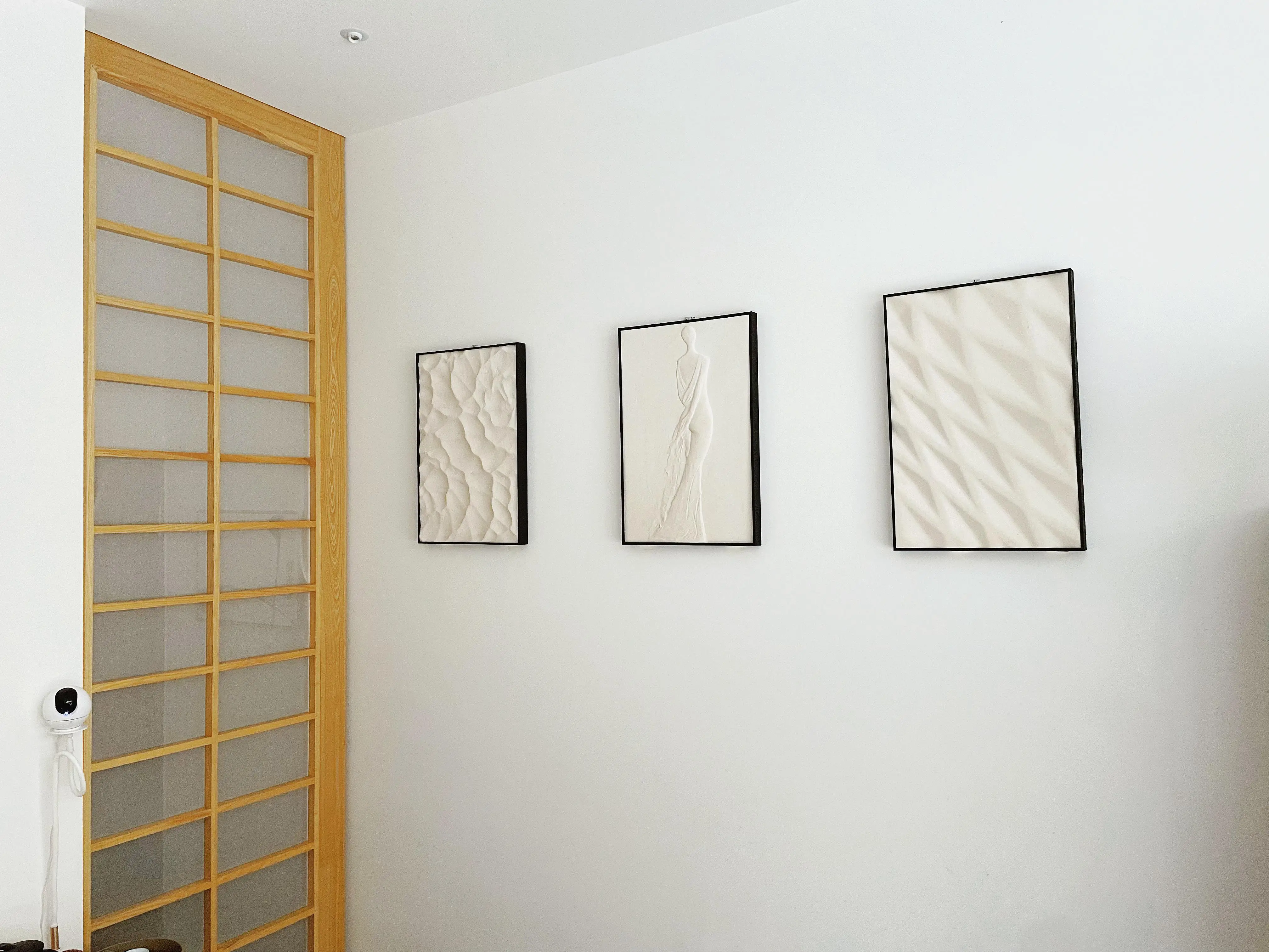 Modern Lady Relief 3D Stone Painting Abstract Design Giant Printed Wall Art Hanging Decor with Frame Mounting