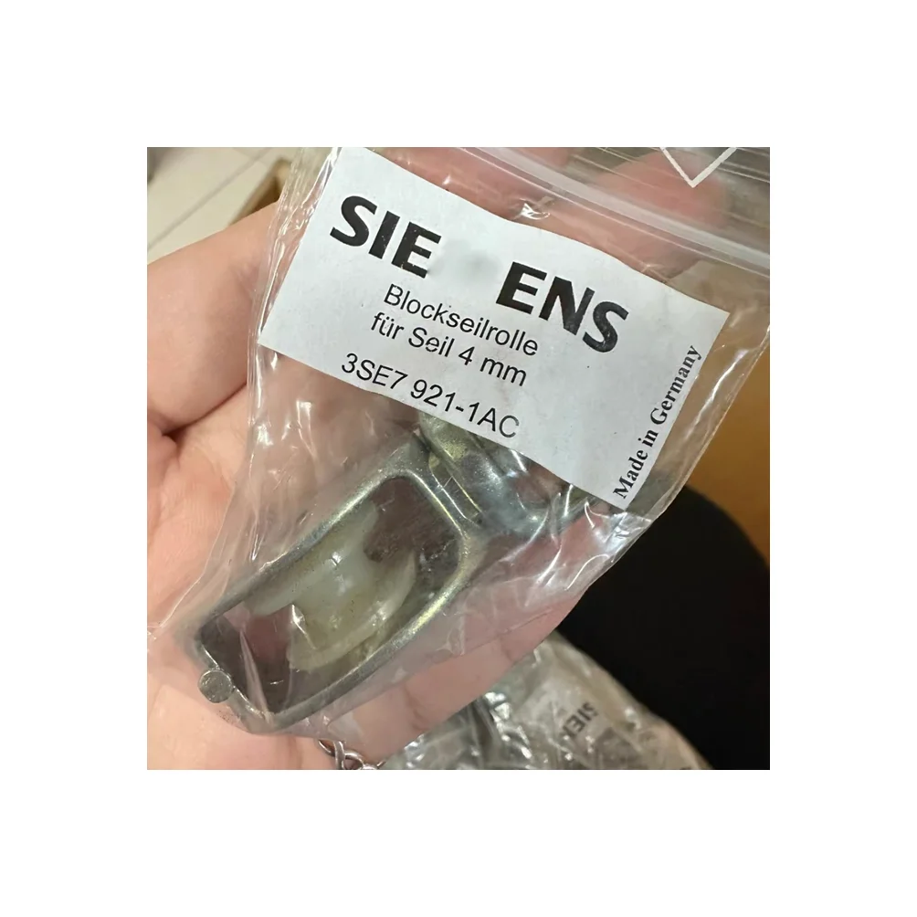 Новый и оригинальный SIE-MENS 5SY Compact microbreak 5SY4303-8