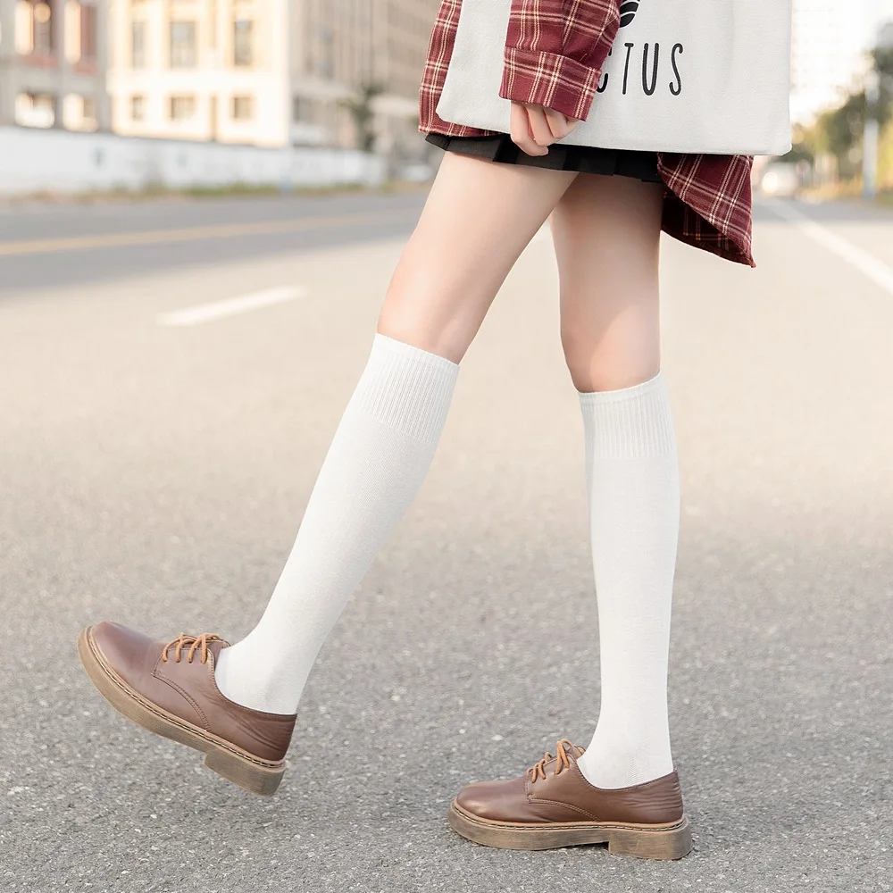 Knitting Logo Embroidery Nature Yarn Soft Anti Bacterial Custom Women Knee High Bamboo Socks