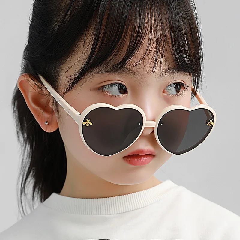Little Girls Heart shaped Sunglasses Fashion Classic Shade Kids Children Sunglasses