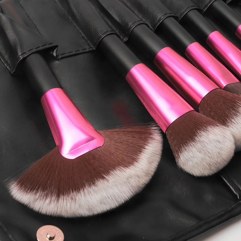 Matte Black  Eyes Vegan Unique Low Moq 2022 Luxury Big Variety Professional High Quality Custom Logo 24 pcs Makeup Brush Set
