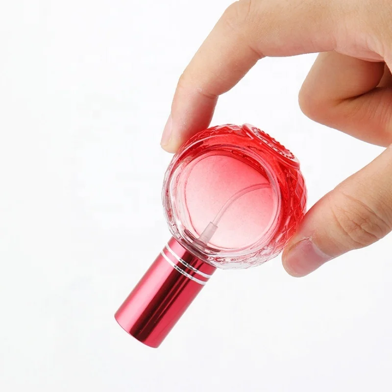 Wholesale hot sale empty luxury flat glass perfume spray bottle 12ml mini colorful cute glass perfume bottles for kids