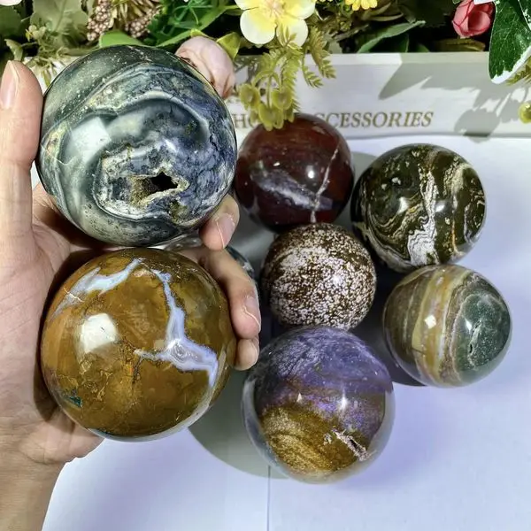 High-Quality Ocean Quartz Stones Natural Crystals for Sale Crystal Ball Ocean Stone Sphere for Home Decoration