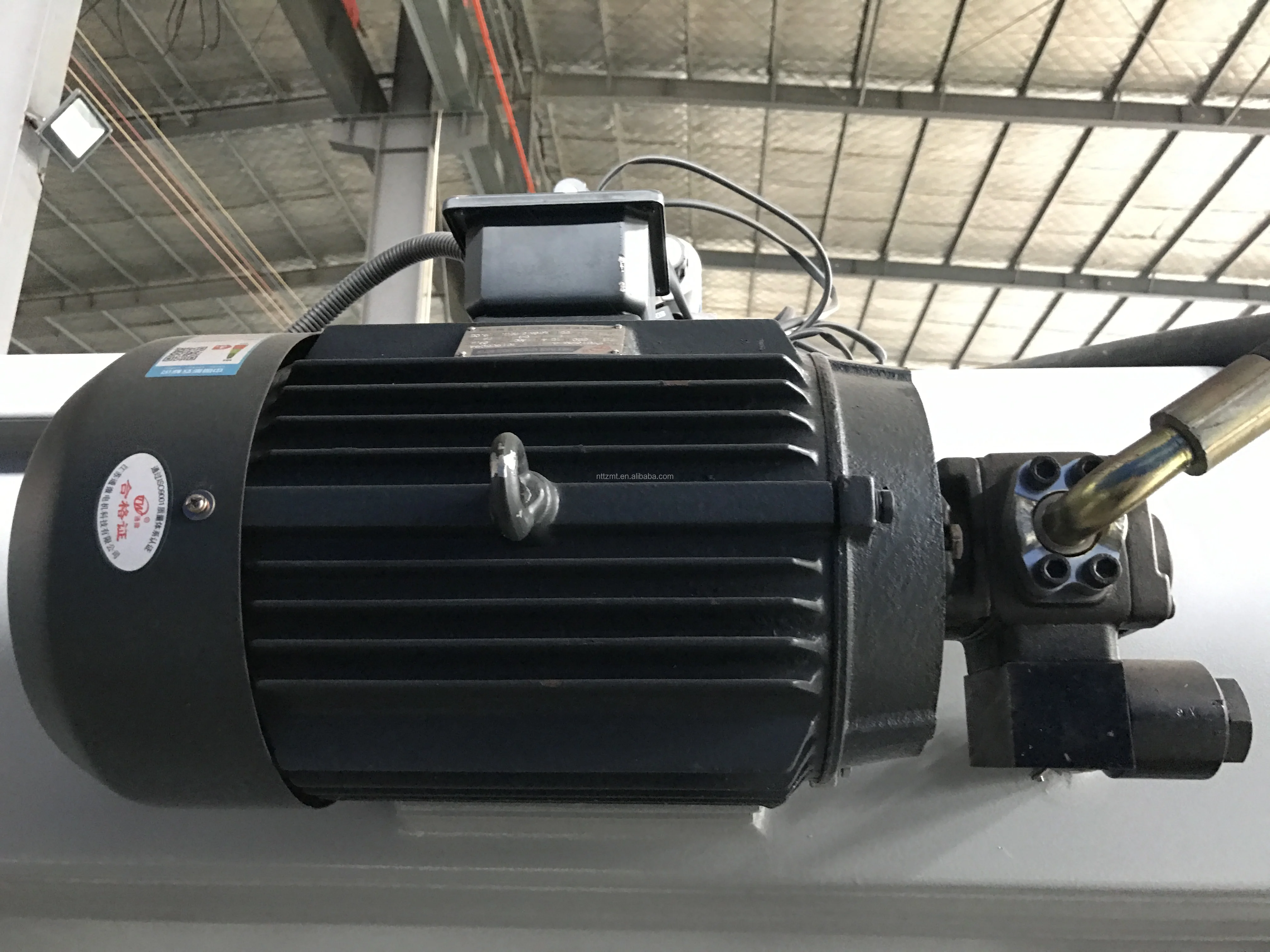 
qc11y 8x2500 Hydraulic guillotine sheet metal foot shear 