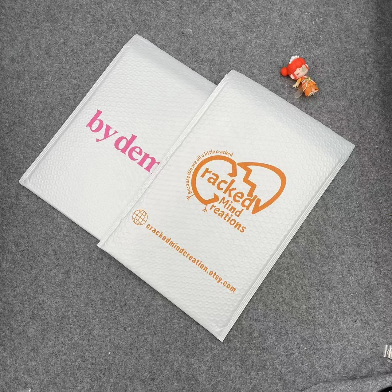 Cosmetic Packaging Custom Logo Matte Co-extruded Waterproof Shipping Mailing Poly Mailer Padded Envelope Bubble Mailer Bag