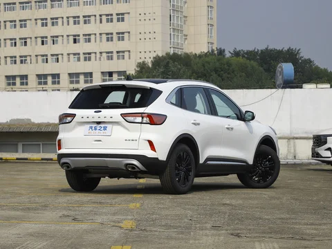 Высокопроизводительные китайские подержанные автомобили Mondeo of Ford 2024 модифицируемые 245 бензиновый двигатель для взрослых