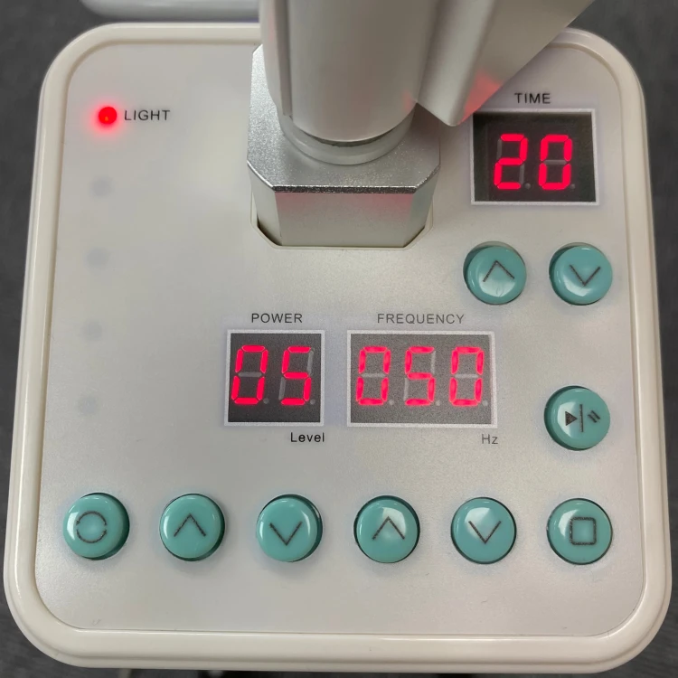 SVATAR Red 650-660nm Photo Dynamic Therapy (PDT) LED Light Therapy Machine for Hair and Scalp Scalp Massage Device
