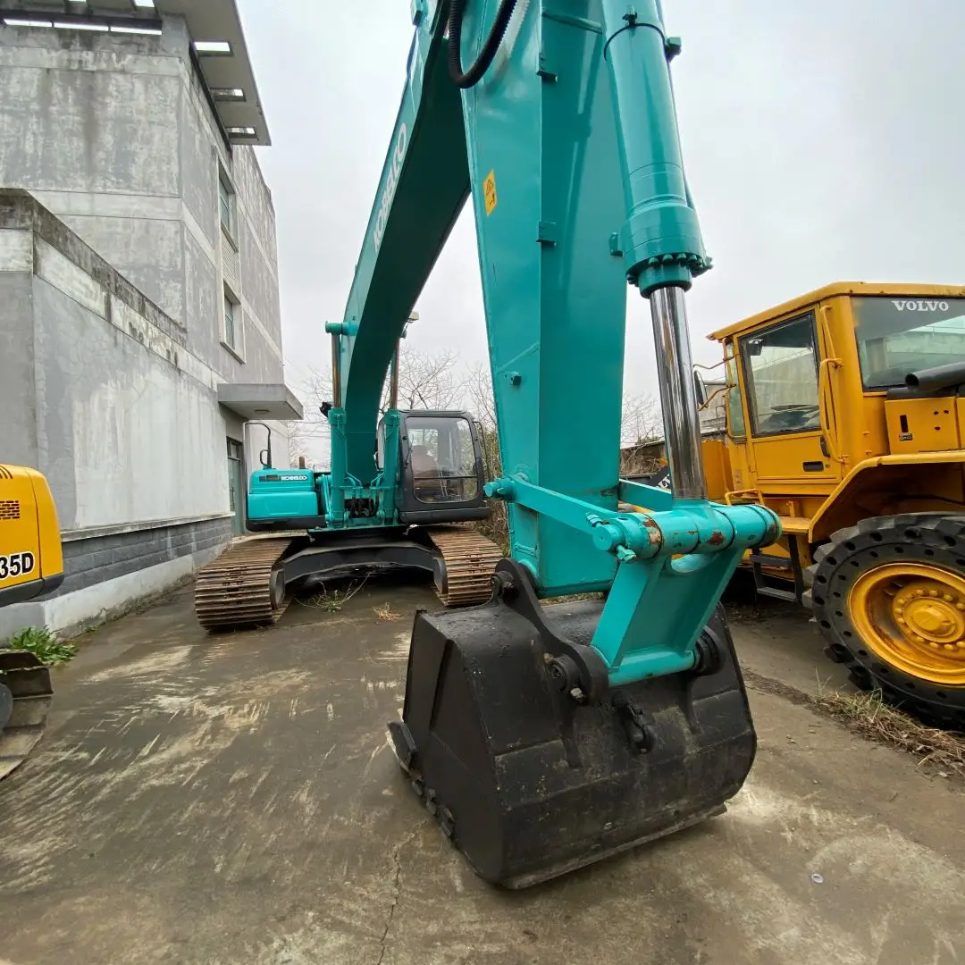 Used original Excavator KOBELCO SK200-8 Cheap and Affordable in SHANGHAI CHINA KOBELCO SK200-8