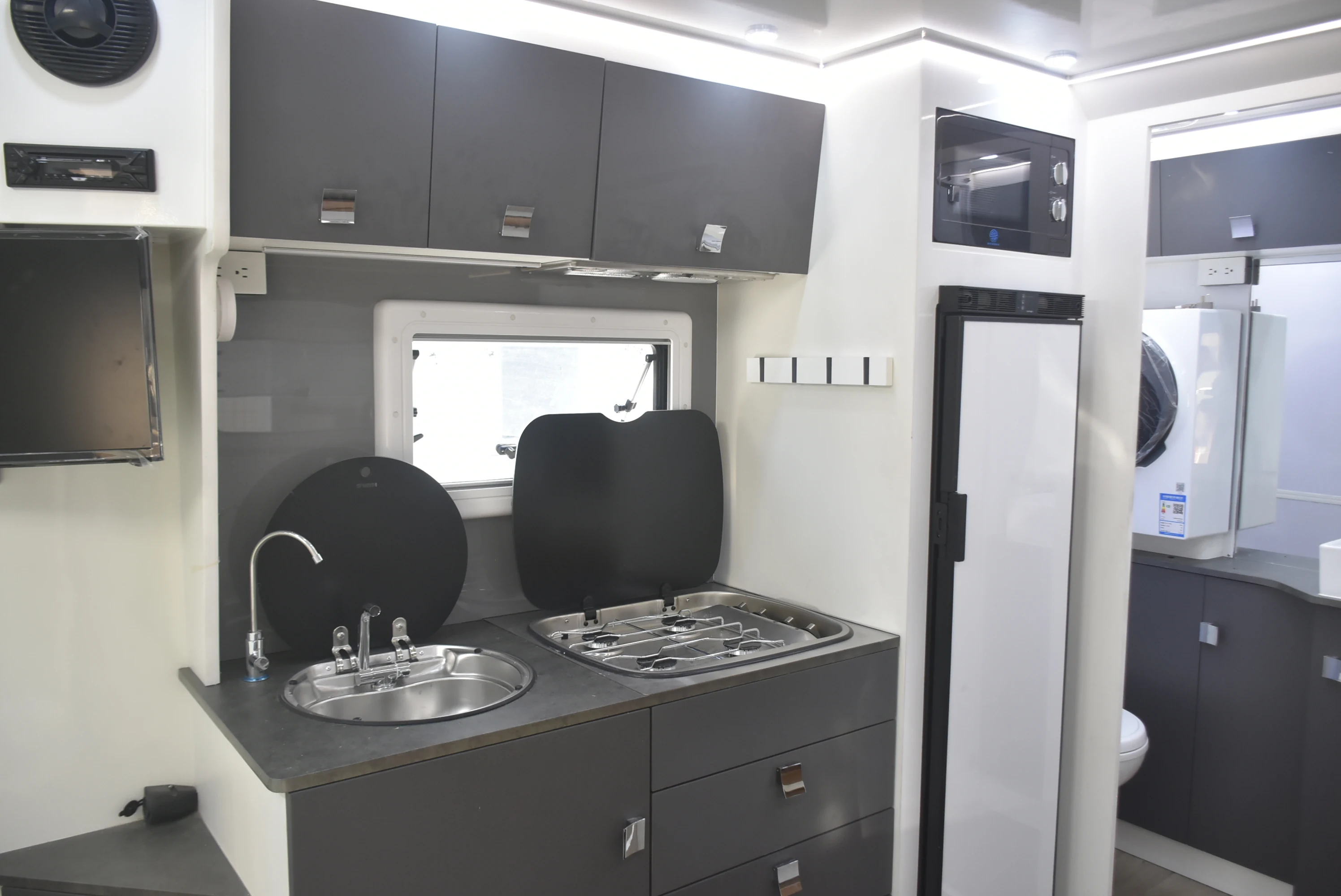 16ft hardtop off road caravan  for Australia and New Zealand