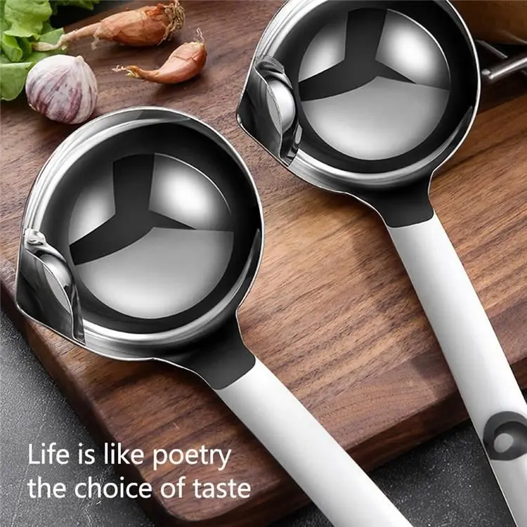 New separating oil spoon oil filter stainless steel soup ladle kitchen accessories soup ladle