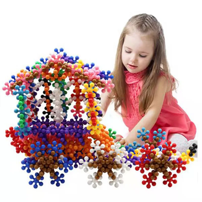 New Plum Blossom Building Blocks Bricks 3D Snowflake Building Blocks Baby Kids Educational Toys DIY Interlocking Puzzle Toys