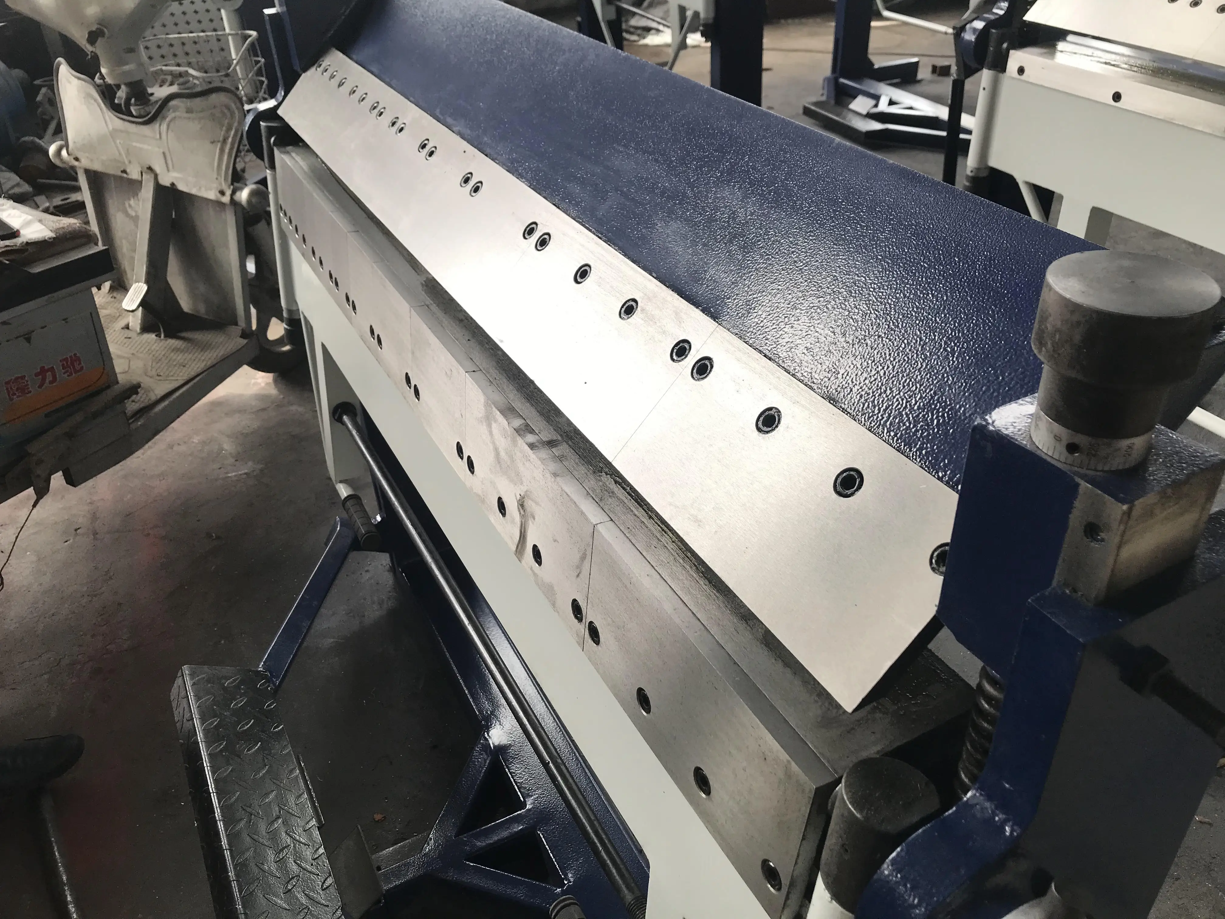 
WH-06 2.5x1520 bending machine sheet metal folding machines manual bending machine 