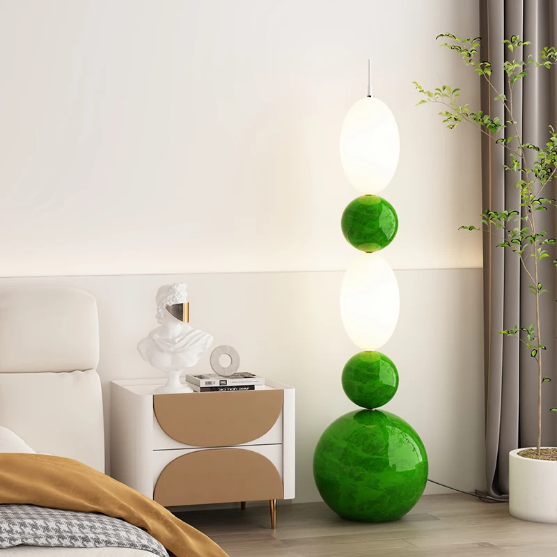 Globe lamp made in metal or resin Black and White Glass acrylic Column ball Floor Lamp ball for bedroom living decor