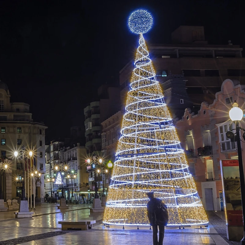 Artificial spiral outdoor commercial lighted large giant christmas tree for Mall decoration