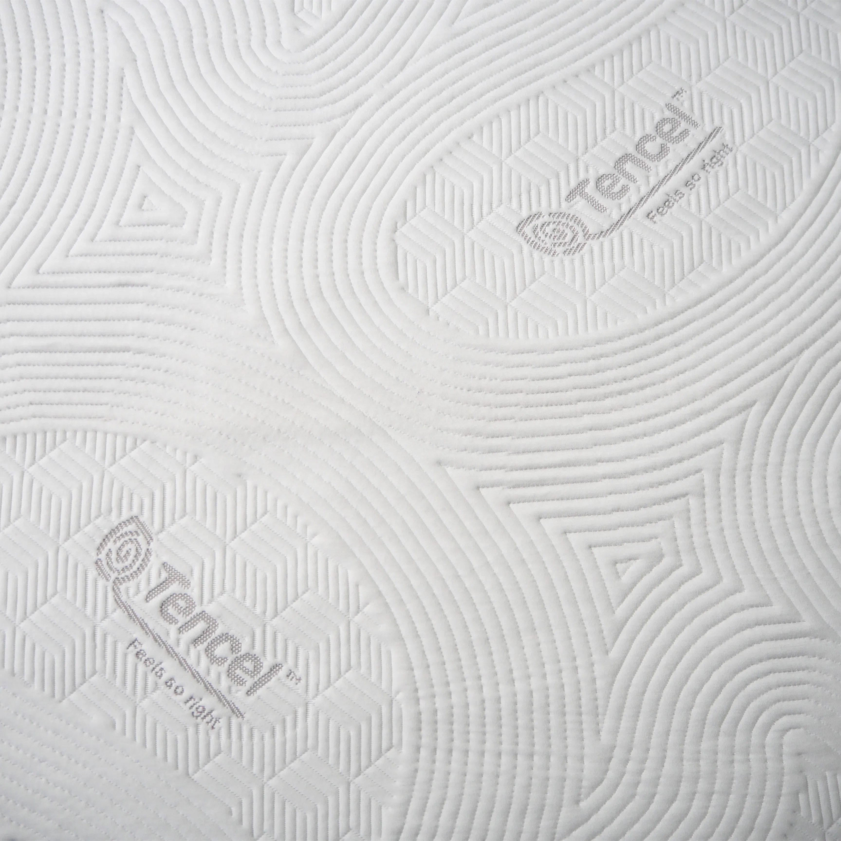 Free Sample Bedroom Decoration Fiber Natural Material Knitted Mattress Fabric