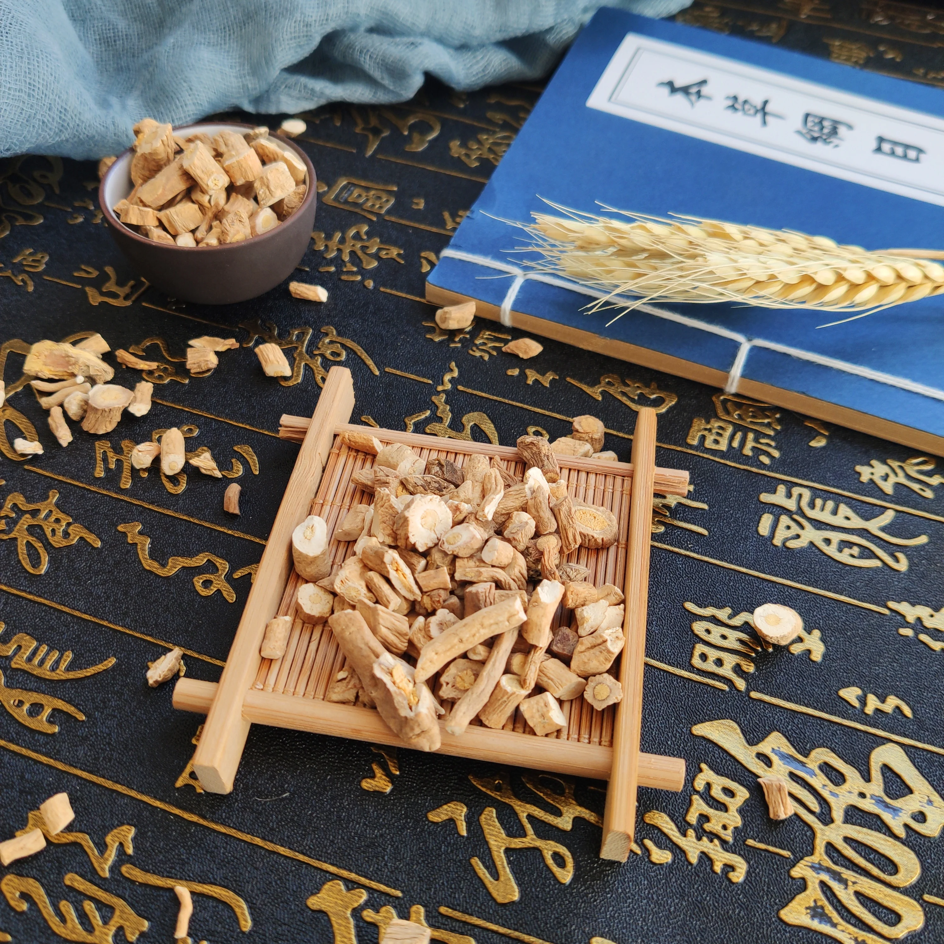 
Wholesale Organic Top Quality Isatis Root Ban Lan Gen for clearing heat 