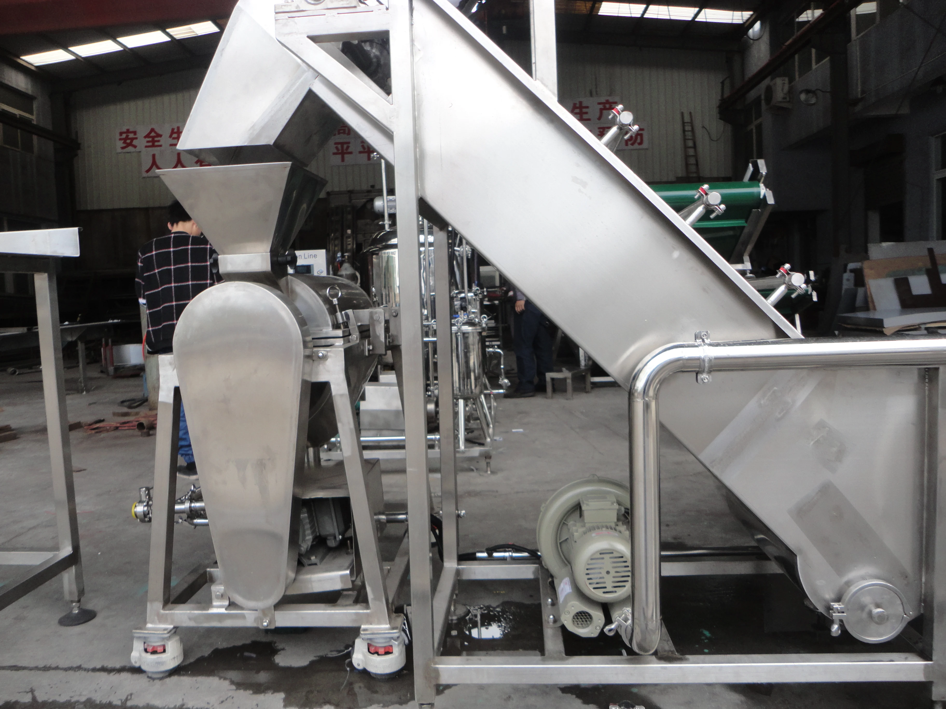 
2019 Manufacturer of wholesale small scale natural fruit juice production line 