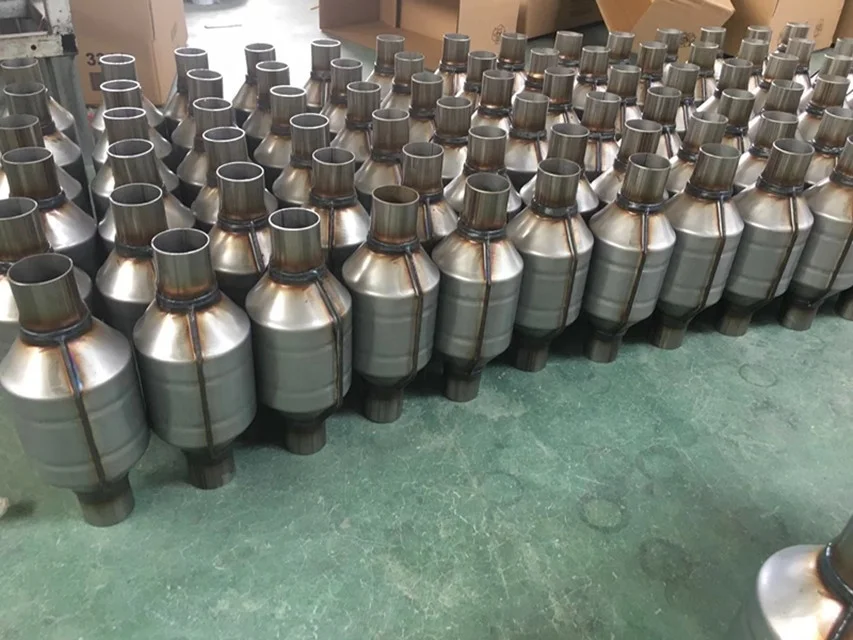 
Three way Oval Universal Catalytic Converter with ceramic substrate LL-0216 