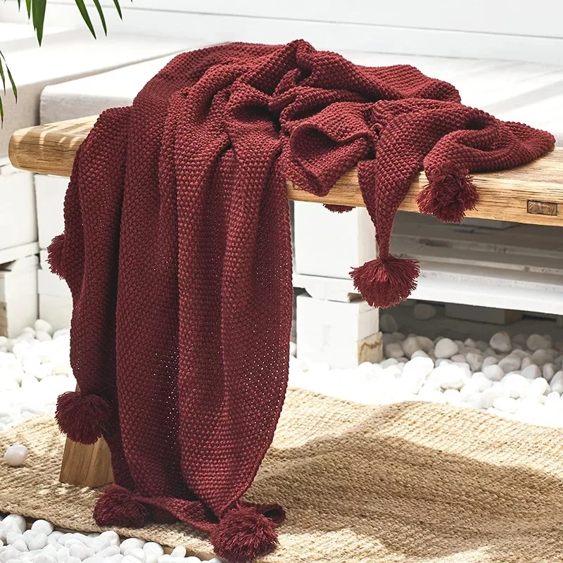 Wholesale Acrylic Solid Knitted Blanket High Quality Custom Super Soft Bed Blanket With Pom Pom