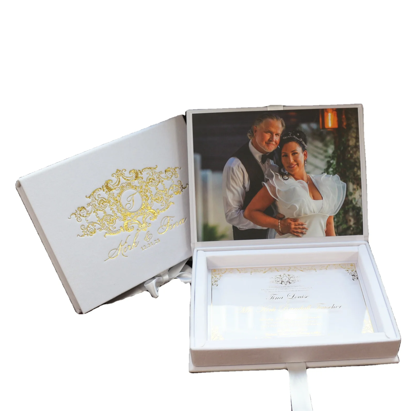 Luxury Gorgeous White Velvet Box Wedding Invitation Set with Gold Foil Acrylic Invite Printing Bride and Groom Wedding Photo