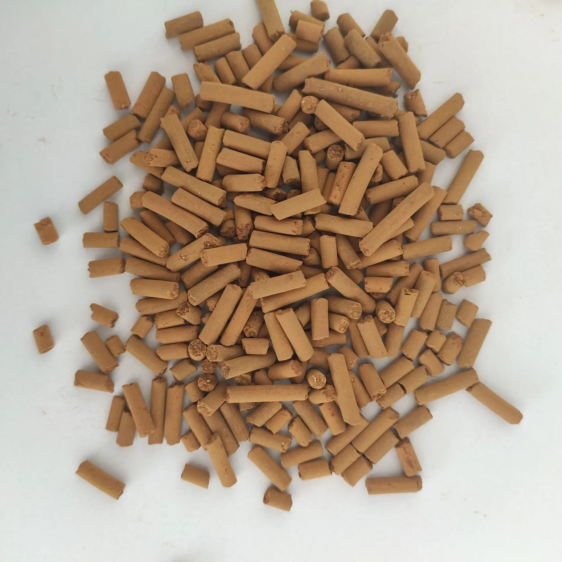 HT-TT sulfide-removal adsorbent