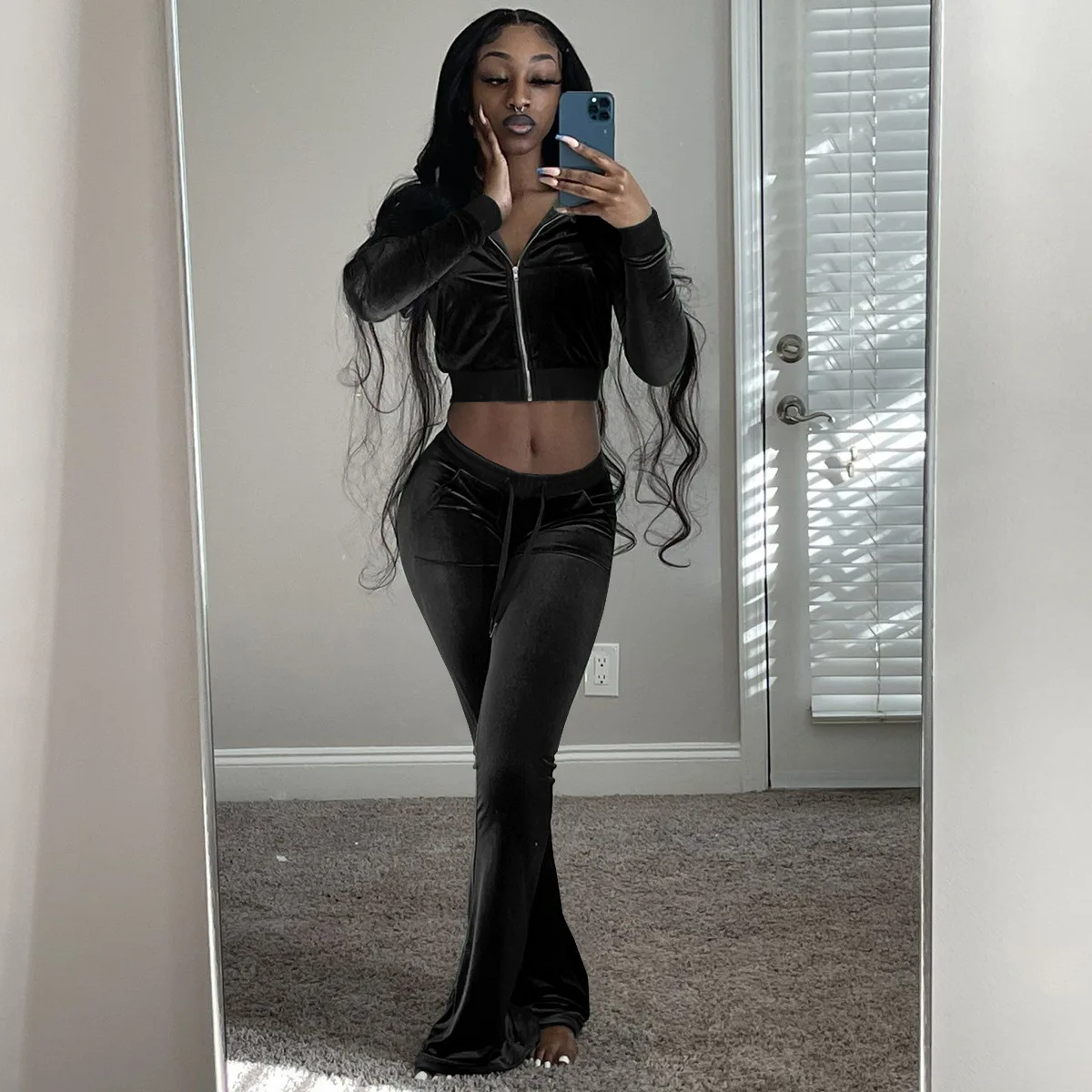 Tracksuit Women 2 Piece Set Custom Logo Fall Cotton Velour Polyester Reflective Luxury Slim Fit Fashion Ladies Black Tracksuit